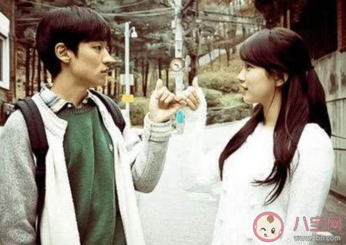 女生和藍(lán)顏知己該怎樣相處 和藍(lán)顏知己相處要注意些什么