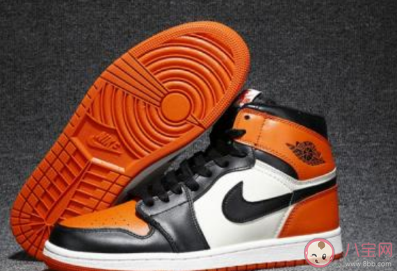 第一次穿AJ需要注意什么 第一次穿AJ感覺鞋幫有點磨人怎么辦 第一次穿AJ需要注意什么 第一次穿AJ感覺鞋幫有點磨人怎么辦