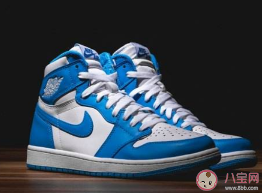 第一次穿AJ需要注意什么 第一次穿AJ感覺鞋幫有點磨人怎么辦 第一次穿AJ需要注意什么 第一次穿AJ感覺鞋幫有點磨人怎么辦