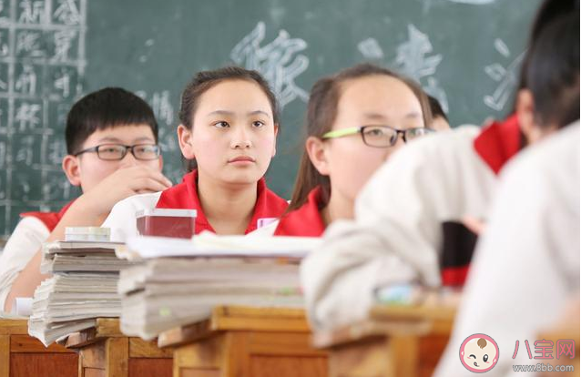 高考生會出現(xiàn)哪些心理問題 高考生常見的幾種心理問題 高考生會出現(xiàn)哪些心理問題 高考生常見的幾種心理問題