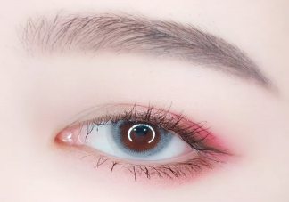 戴美瞳多久要取下來 美瞳戴久了會怎么樣