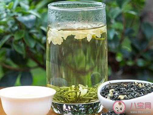 夏天適合喝什么花茶 夏天喝花茶好還是綠茶好