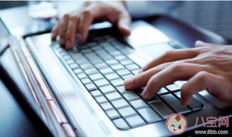 長時間用電腦打字手酸疼怎么辦 如何緩解手部疲勞酸疼感 長時間用電腦打字手酸疼怎么辦 如何緩解手部疲勞酸疼感