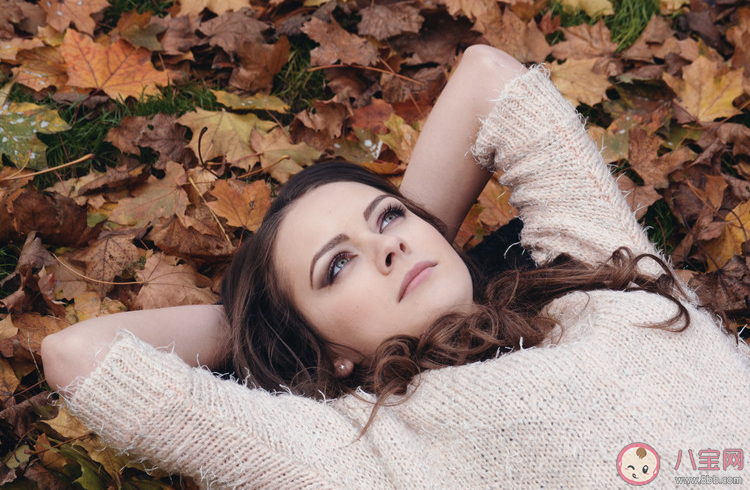 表白被女生拒絕后還要繼續(xù)追求嗎 向女孩表白被拒后該怎么做