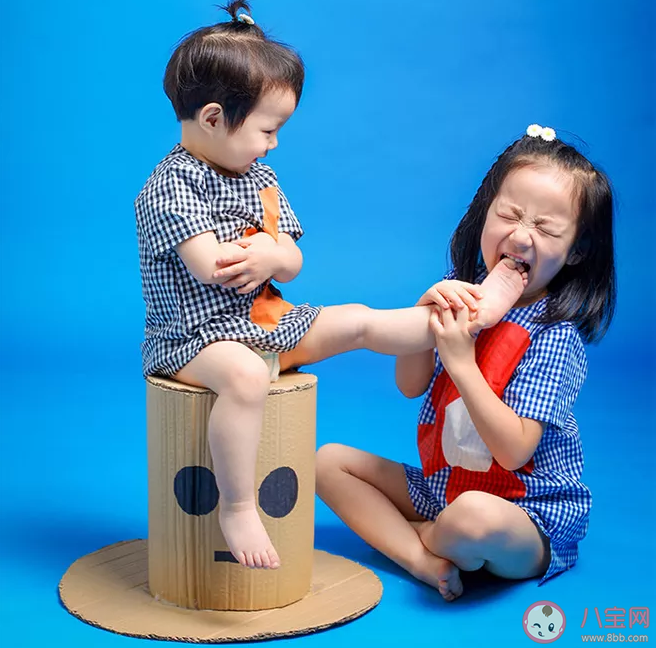 大寶抵觸不接受二寶怎么辦 大寶不接受二寶根本原因是什么 大寶抵觸不接受二寶怎么辦 大寶不接受二寶根本原因是什么