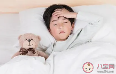 寶寶發熱時的用藥和護理誤區 發熱用什么藥好