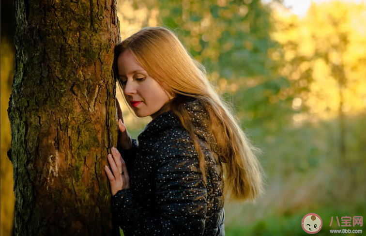 怎么在聊天中和喜歡的女生女生拉近關系 拉近女生關系的幾種聊天技巧