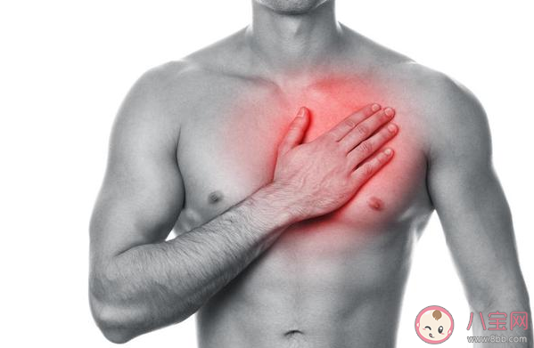 男人的胸有什么作用 為什么有些男人的胸很大