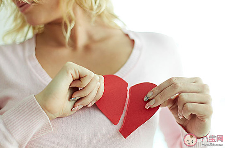 一個女人為什么變得越來越沉默 女人變得沉默的原因有哪些 一個女人為什么變得越來越沉默 女人變得沉默的原因有哪些