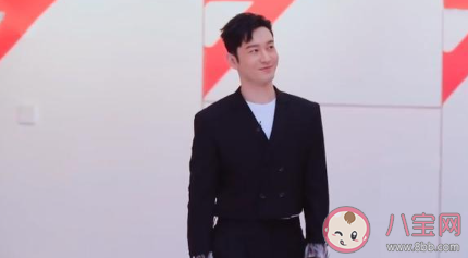 黃曉明端水大師是什么梗 小明歷險(xiǎn)記什么意思