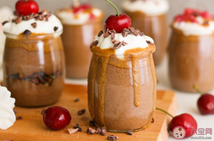 夏天超想吃冰淇淋的朋友圈文案短句 夏天來了想吃冰淇淋的文案大全