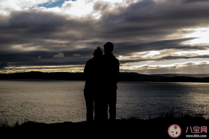太快確定關系的感情容易夭折嗎 太快確定情侶關系好不好