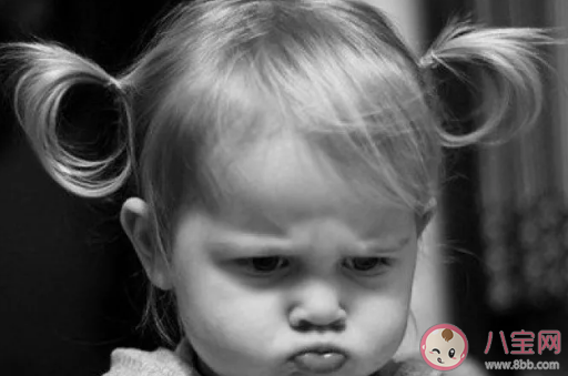 小孩老是叫不動是怎么回事什么原因 小孩不理爸媽怎么辦