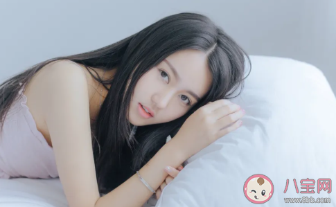 男朋友不愛你了有哪些表現 男友不愛你的表現征兆