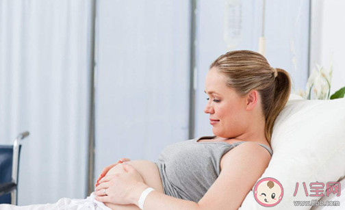 懷孕幾個月是胎兒停育的高峰期呢 胎兒停孕有什么癥狀