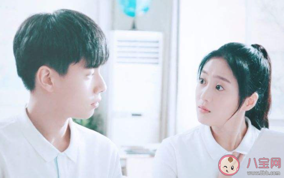 悶騷男會(huì)喜歡愛(ài)撒嬌的女孩子嗎 悶騷男喜歡什么樣的女孩子