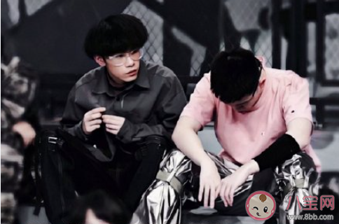 魔動閃霸手勢怎么做 魔動閃霸手勢視頻教程講解