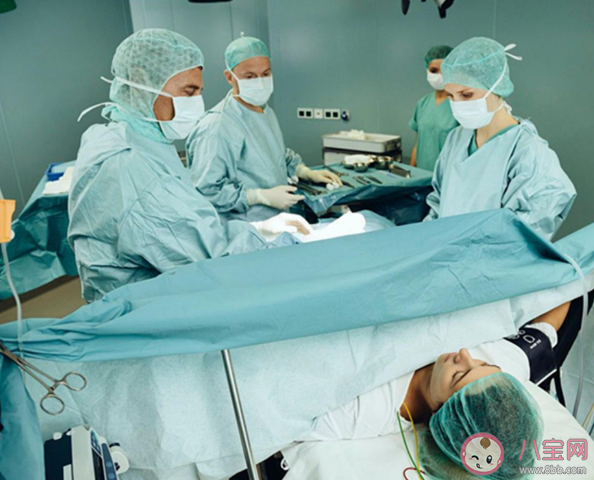 剖腹產可以切除腹部多余贅肉嗎 剖腹產時候切除多余脂肪好嗎