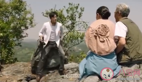 藍藍的天空銀河里有只小白船什么歌 藍藍的天空銀河里歌詞是什么