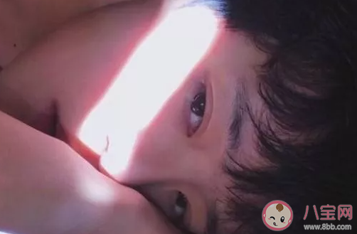 抖音傷感的簡短句子大全 致自己的熱門傷感句子