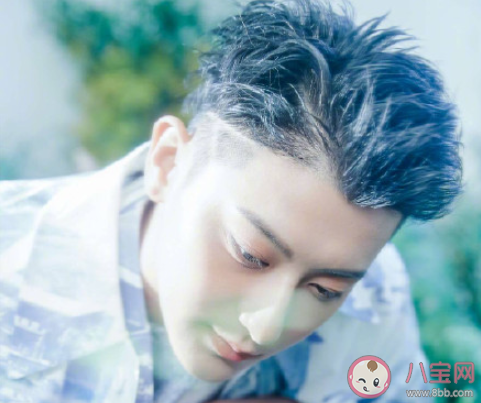 黃子韜新歌《冰激凌》歌詞是什么 《冰激凌》完整版歌詞在線聽歌