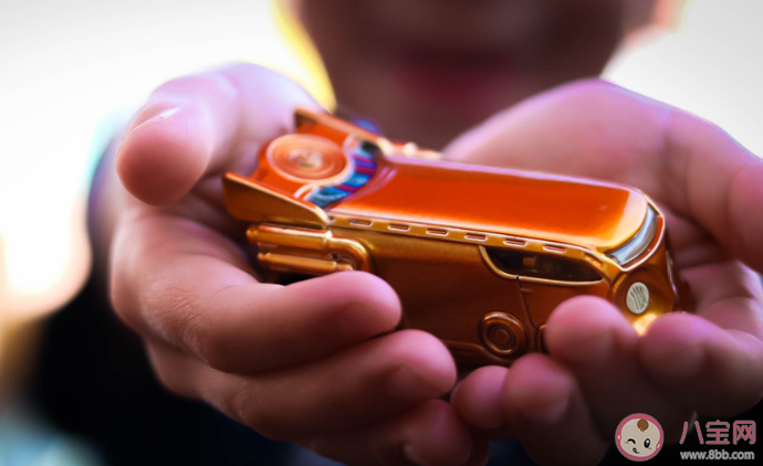 父母怎樣培養(yǎng)孩子的業(yè)余愛好 怎么正確處理孩子的業(yè)余愛好