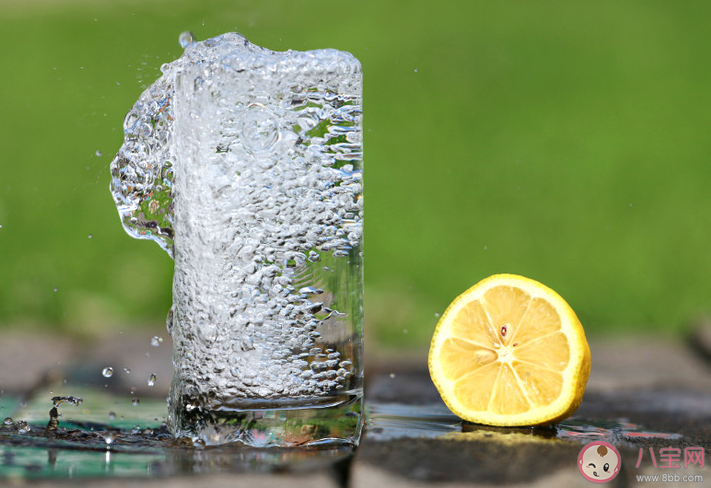 喝蘇打水能減肥嗎 蘇打水怎么喝有益身體健康