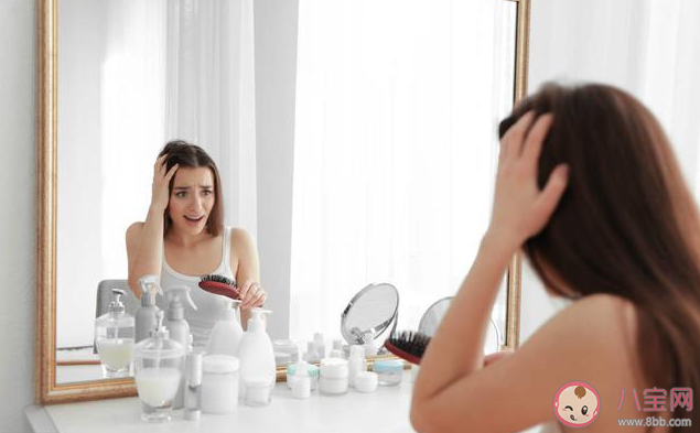 剪短發(fā)能減少掉發(fā)嗎 掉發(fā)嚴(yán)重是不是剪短發(fā)比較好 剪短發(fā)能減少掉發(fā)嗎 掉發(fā)嚴(yán)重是不是剪短發(fā)比較好