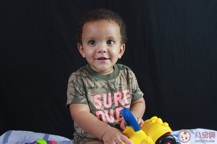 寶寶出生的前三年到底有多重要 出生前三年三要二不要”