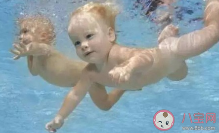 嬰兒戴脖圈游泳安全嗎 用什么工具游泳好