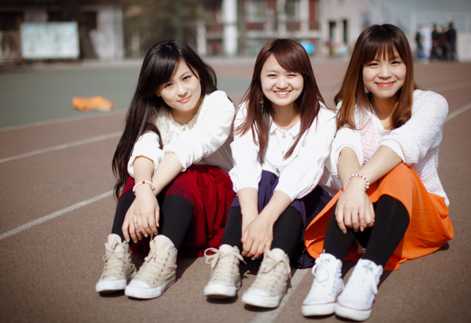 閨蜜之間也會吃醋是為什么 閨蜜吃我和別人的醋了怎么辦 閨蜜之間也會吃醋是為什么 閨蜜吃我和別人的醋了怎么辦