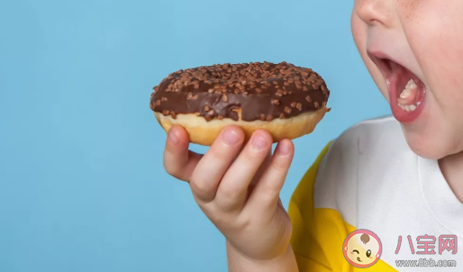 長期熬夜真的會胖嗎 為什么熬夜會長胖 長期熬夜真的會胖嗎 為什么熬夜會長胖