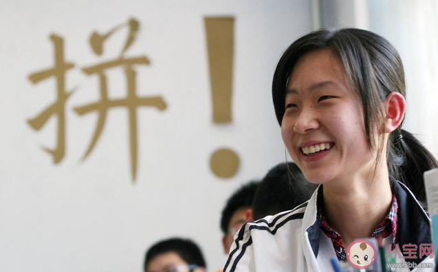 怎么用劇名形容自己的高中三年 形容自己高中三年的一部劇名