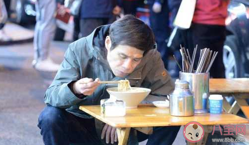 有哪些寫地?cái)偨?jīng)濟(jì)的作文素材 關(guān)于地?cái)偨?jīng)濟(jì)的作文素材大全 有哪些寫地?cái)偨?jīng)濟(jì)的作文素材 關(guān)于地?cái)偨?jīng)濟(jì)的作文素材大全