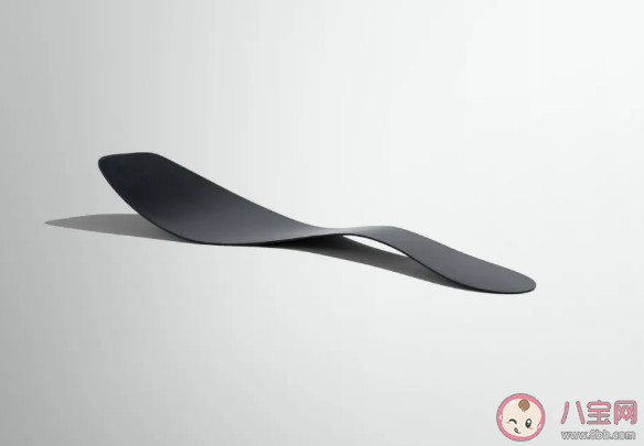 碳板跑鞋是什么意思 碳板跑鞋適合新手嗎