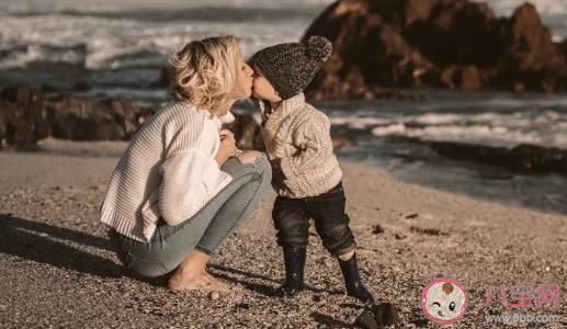 寶寶愛裝哭怎么辦 寶寶愛裝哭什么原因