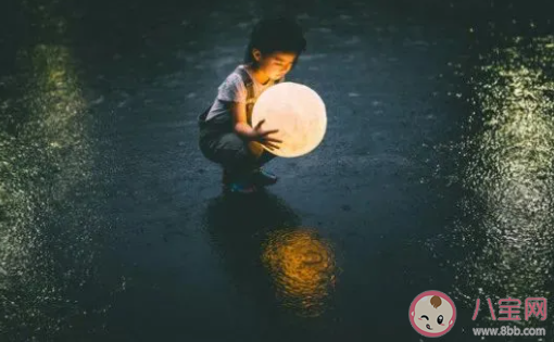 寶寶愛裝哭怎么辦 寶寶愛裝哭什么原因