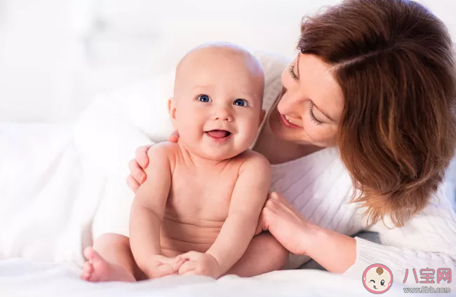 2020夏季寶寶怎么穿衣服 不同場合的寶寶穿衣技巧：