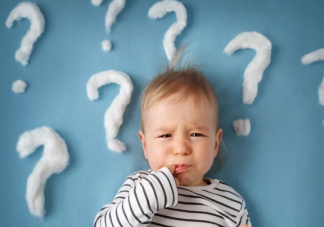 新生兒抱起來四處搖晃不穩(wěn)正常嗎 寶寶頭部頭晃來晃去什么原因