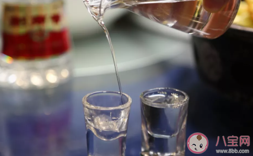 當代年輕人有多能喝酒 一句話描述你的酒量