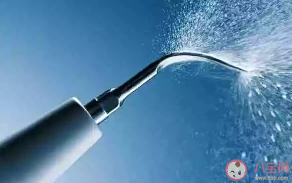 肉卡在牙縫里一會(huì)就臭了是什么原因 牙縫臭臭的怎么解 肉卡在牙縫里一會(huì)就臭了是什么原因 牙縫臭臭的怎么解