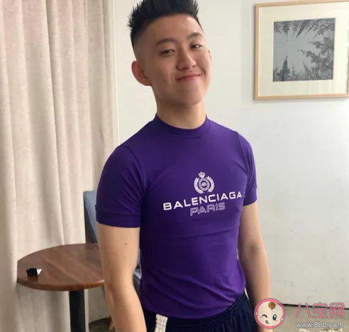 刺猬頭男生發(fā)型怎么弄 刺猬頭潮流穿搭推薦