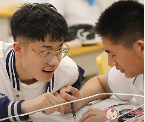 高考第一天加油必勝的短句 高考第一天加油祝順利的句子 高考第一天加油必勝的短句 高考第一天加油祝順利的句子