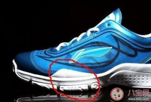 籃球鞋防側翻是什么意思 籃球鞋防側翻有什么用 籃球鞋防側翻是什么意思 籃球鞋防側翻有什么用