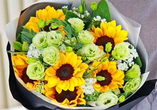 高考結(jié)束應(yīng)該送什么花給孩子 孩子高考完了送什么花比較好