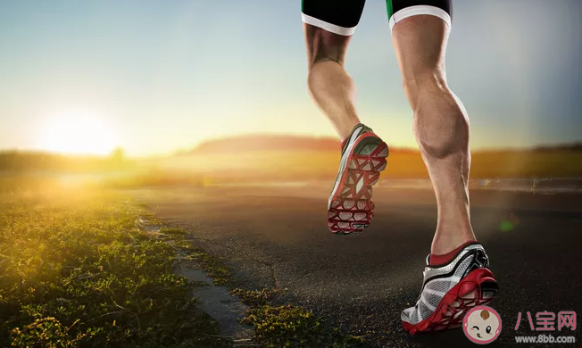 晚上跑步真的能瘦身減肥嗎 晚上跑步注意要點(diǎn)