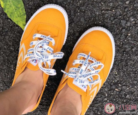 飛躍和回力為什么在國外這么火 飛躍和回力哪個腳感好。