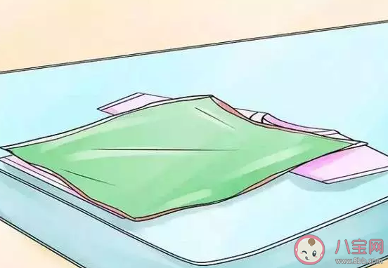 衣服很多褶皺沒有掛燙機怎么辦 衣服皺了怎么快速解決 衣服很多褶皺沒有掛燙機怎么辦 衣服皺了怎么快速解決