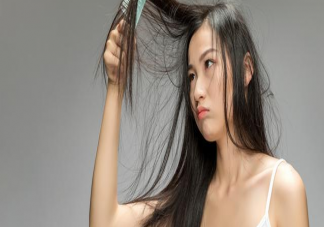 為什么生完孩子脫發嚴重 產后脫發現象會持續多久