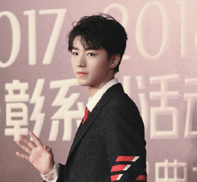 因性格入坑的明星有哪些 因?yàn)樾愿癖蝗Ψ鄣拿餍潜P點(diǎn)